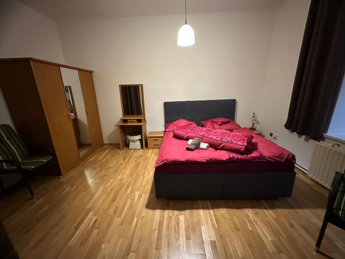 Sonja Holiday Home Ostrava Bagian luar foto